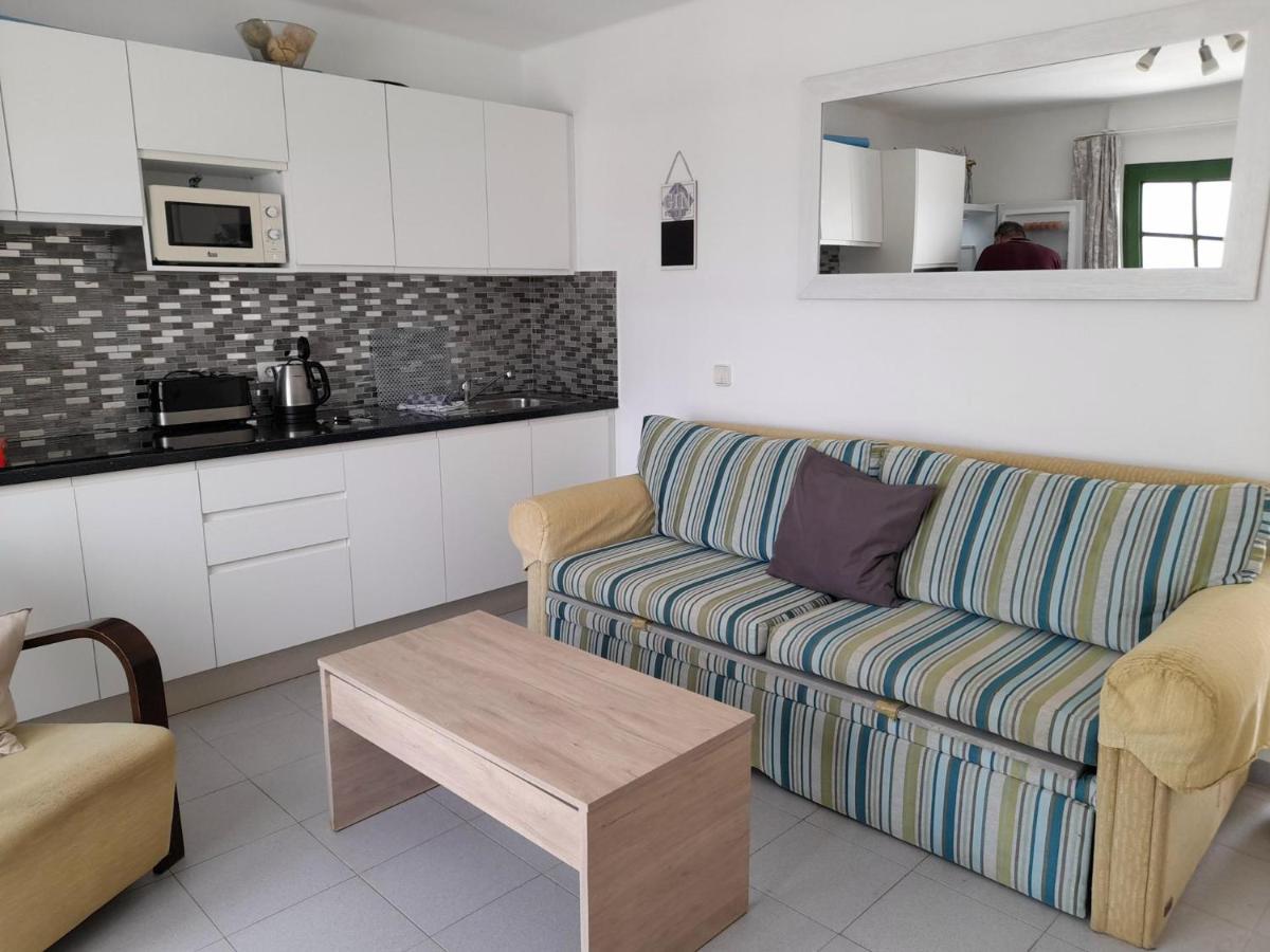 Fabulous 1-Bed Apartment In Puerto Del Carmen プエルト・デル・カルメン エクステリア 写真
