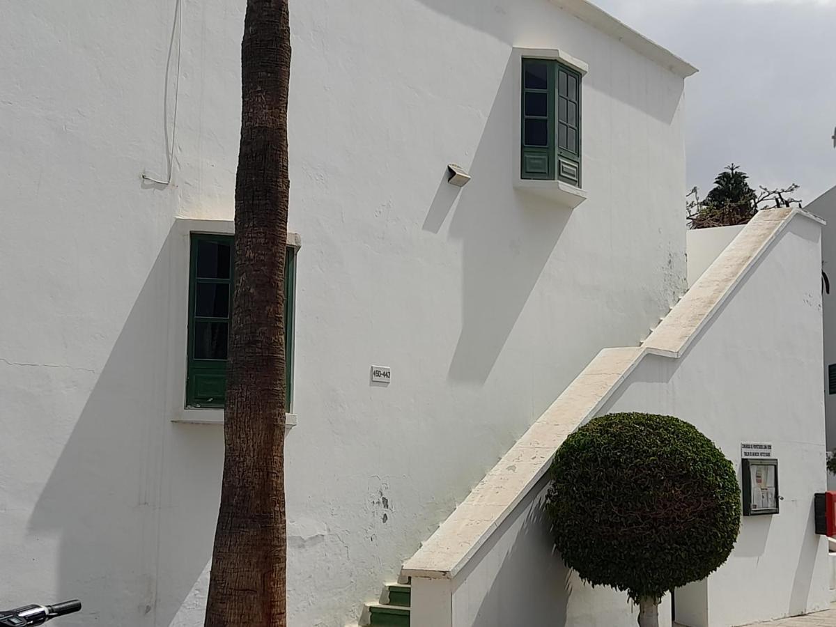 Fabulous 1-Bed Apartment In Puerto Del Carmen プエルト・デル・カルメン エクステリア 写真