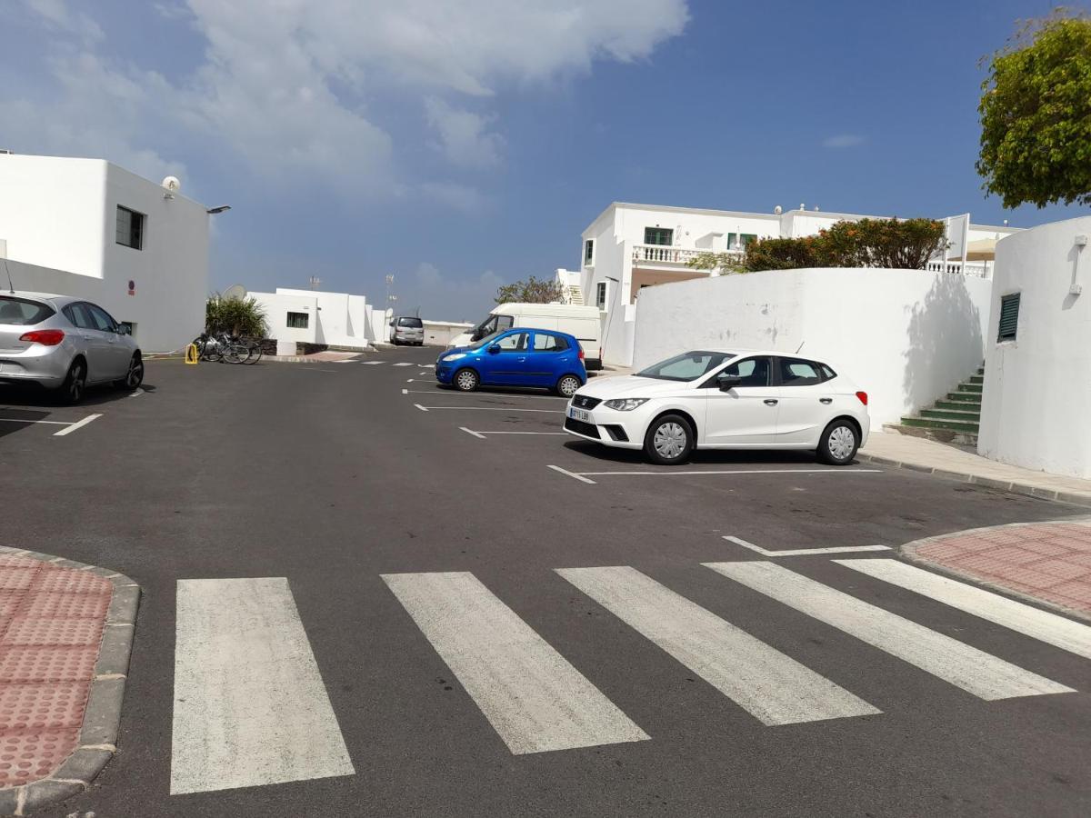 Fabulous 1-Bed Apartment In Puerto Del Carmen プエルト・デル・カルメン エクステリア 写真