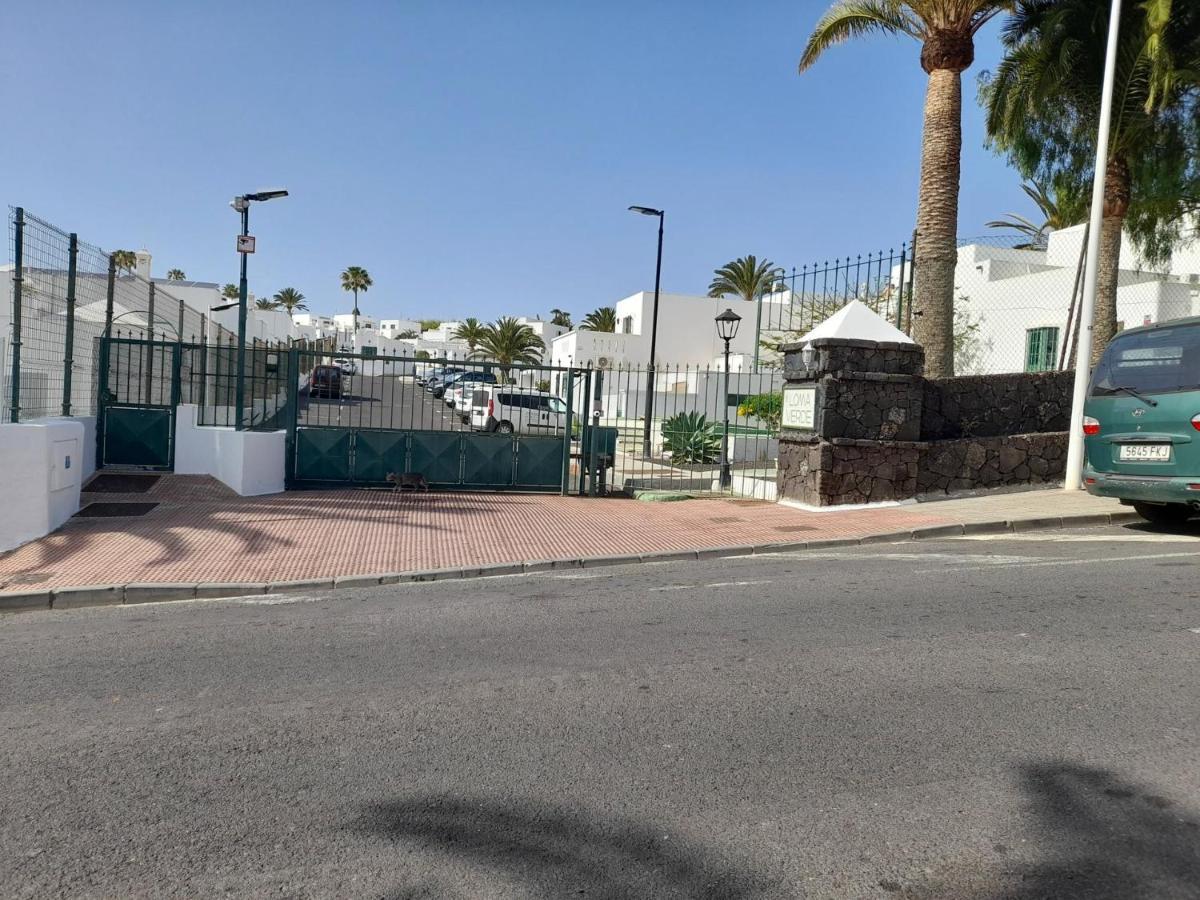 Fabulous 1-Bed Apartment In Puerto Del Carmen プエルト・デル・カルメン エクステリア 写真