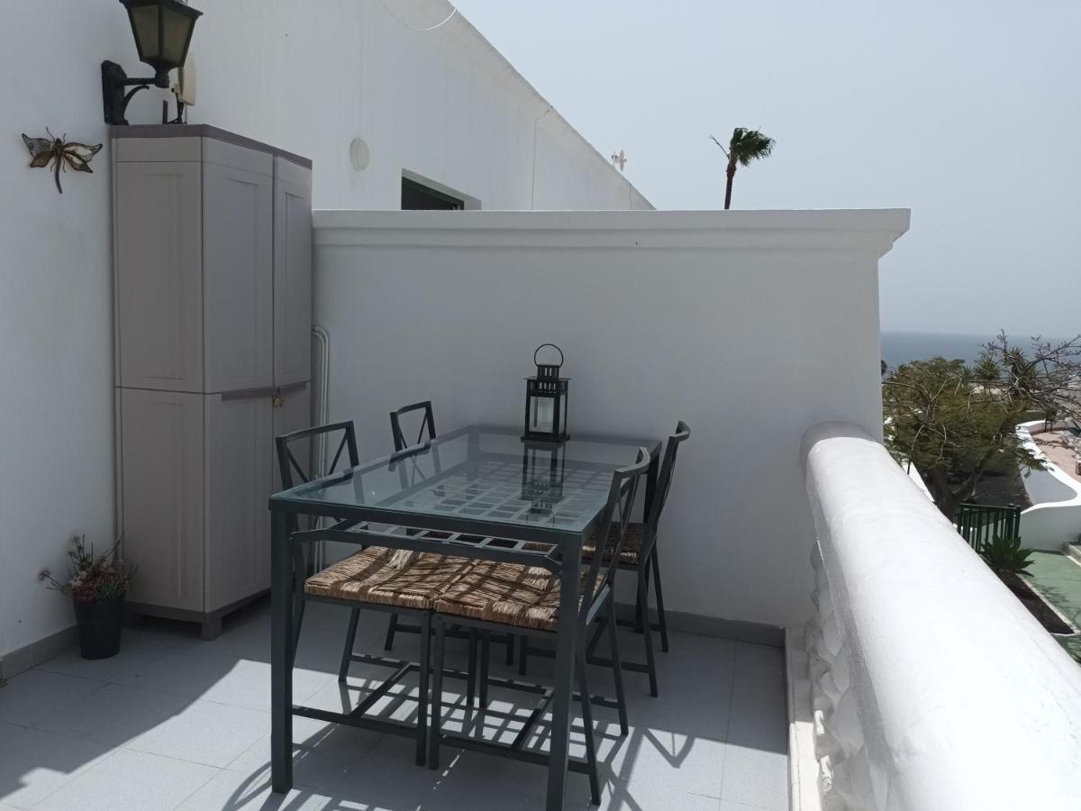 Fabulous 1-Bed Apartment In Puerto Del Carmen プエルト・デル・カルメン エクステリア 写真